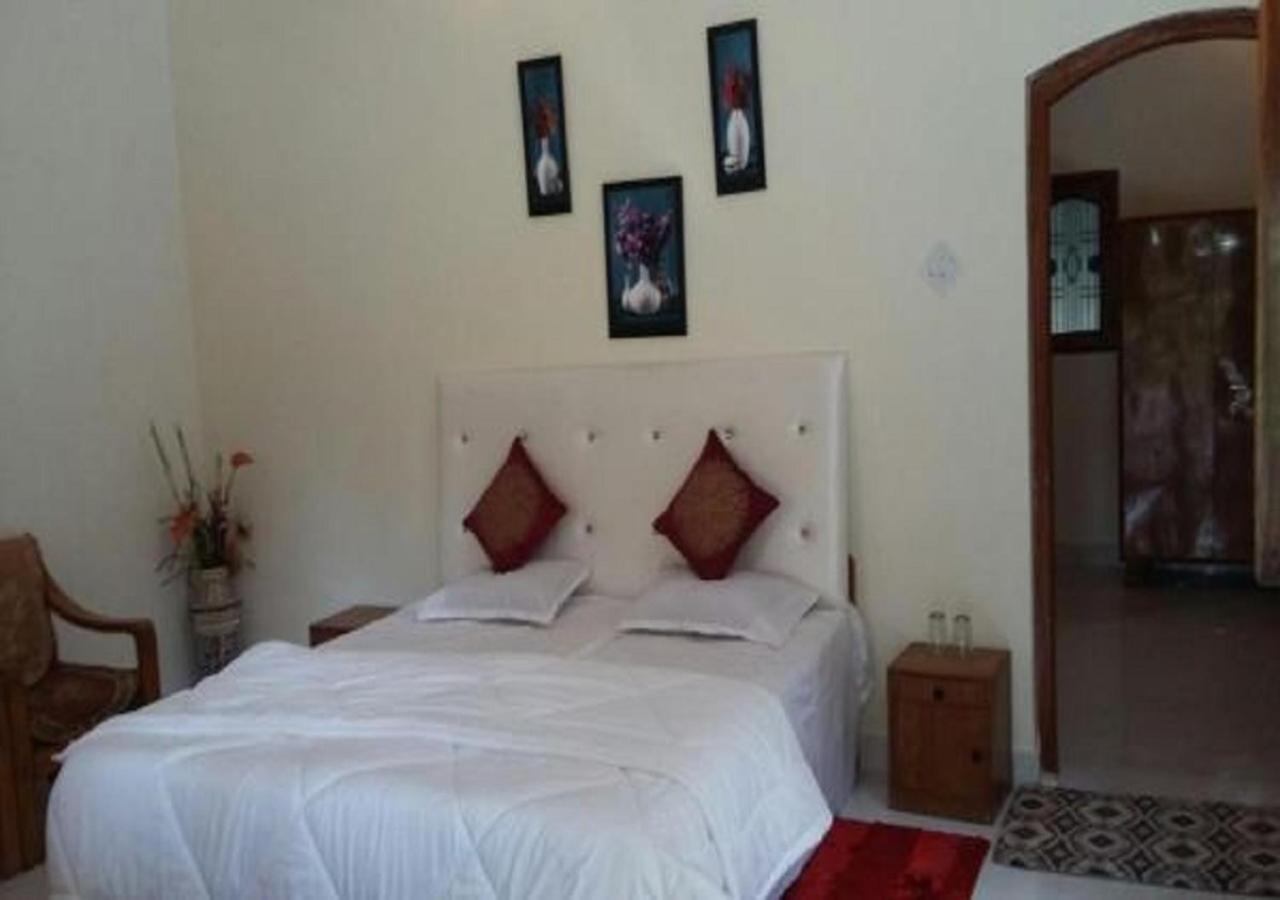 Adb Rooms Ashoka Resort Tala  Экстерьер фото